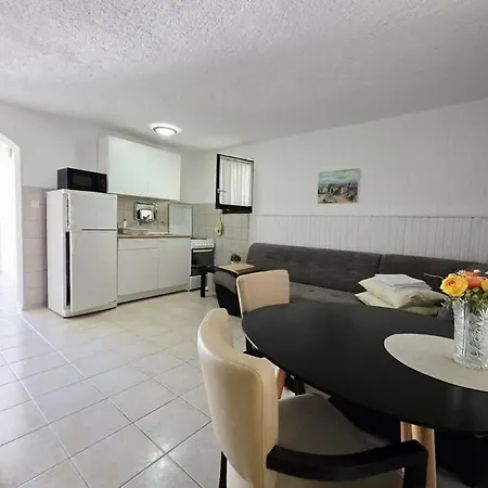 Apartment Marica *