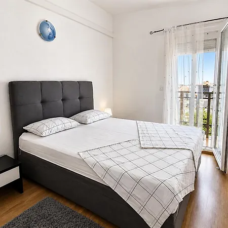 Apartment Marica *