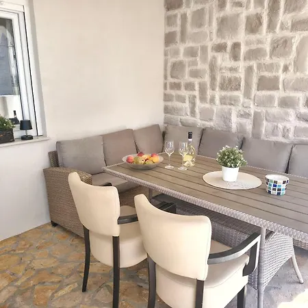 Apartment Marica *